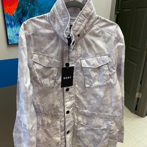 DKNY Mens L White Camo hooded wind breaker